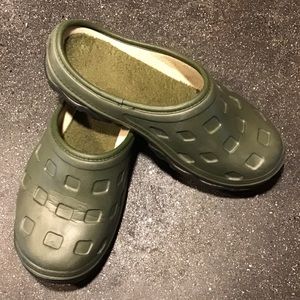 Lands end garden clogs